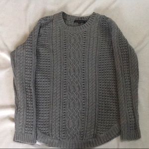 Jeanne Pierre gray crew neck sweater